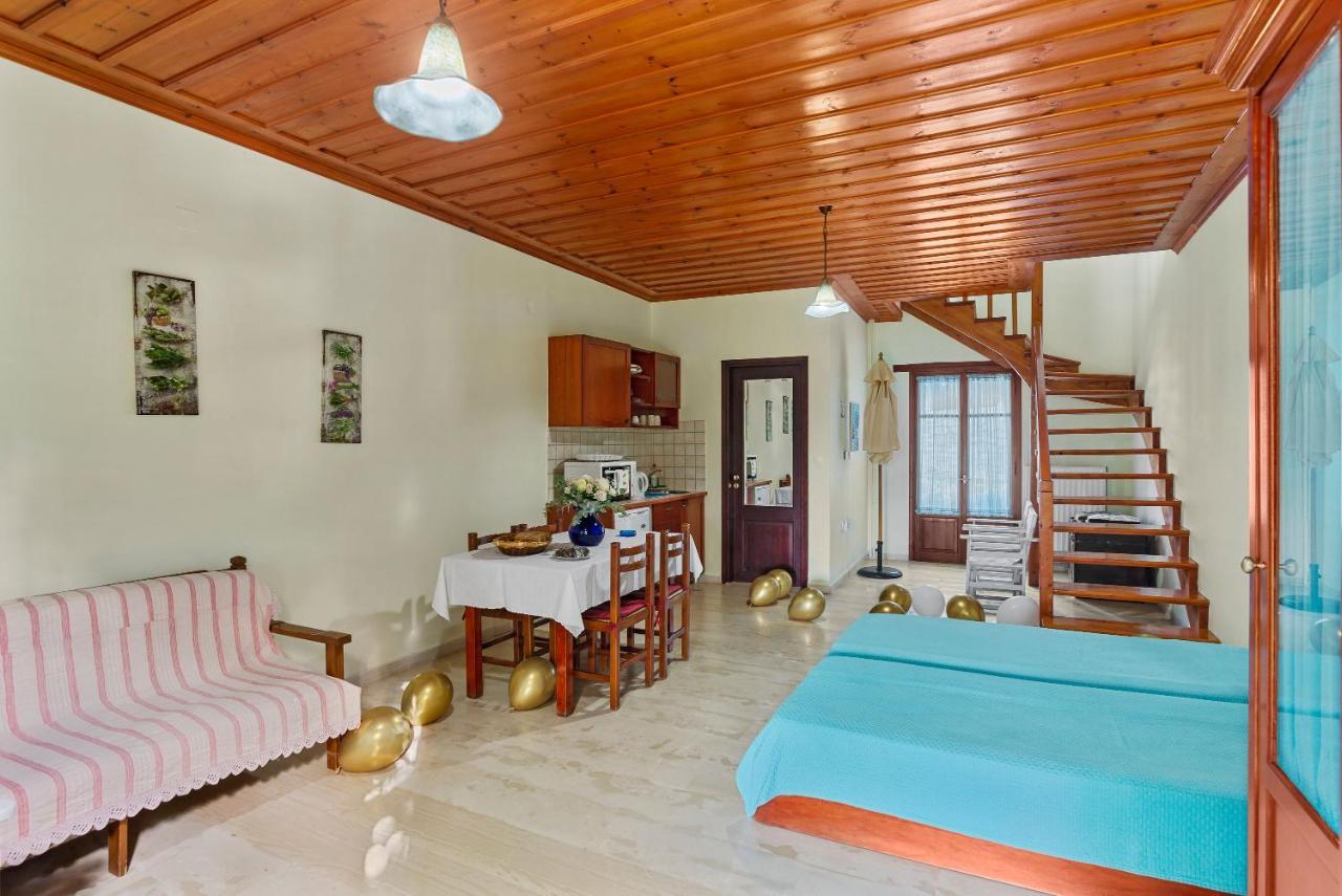 Iliopetra Aparthotel Douliana ภายนอก รูปภาพ