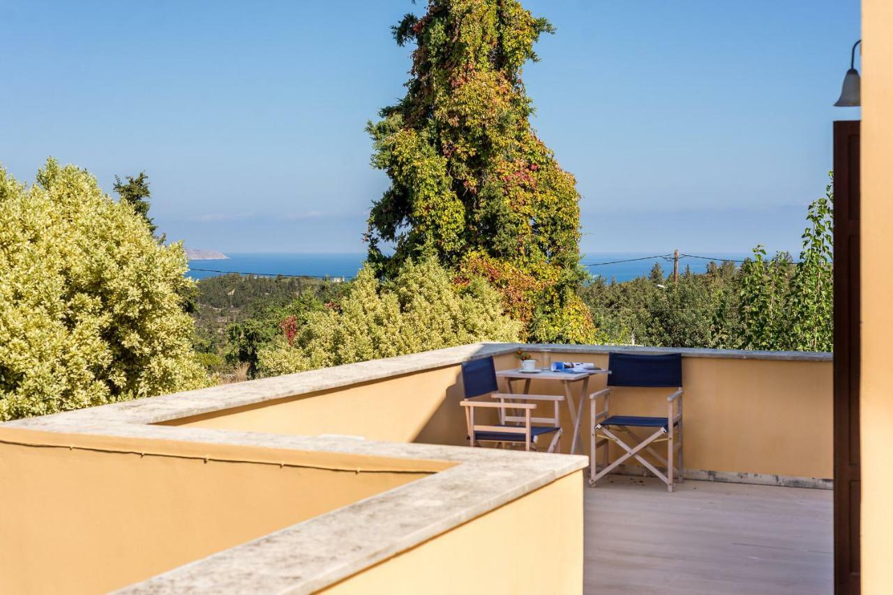 Iliopetra Aparthotel Douliana ภายนอก รูปภาพ