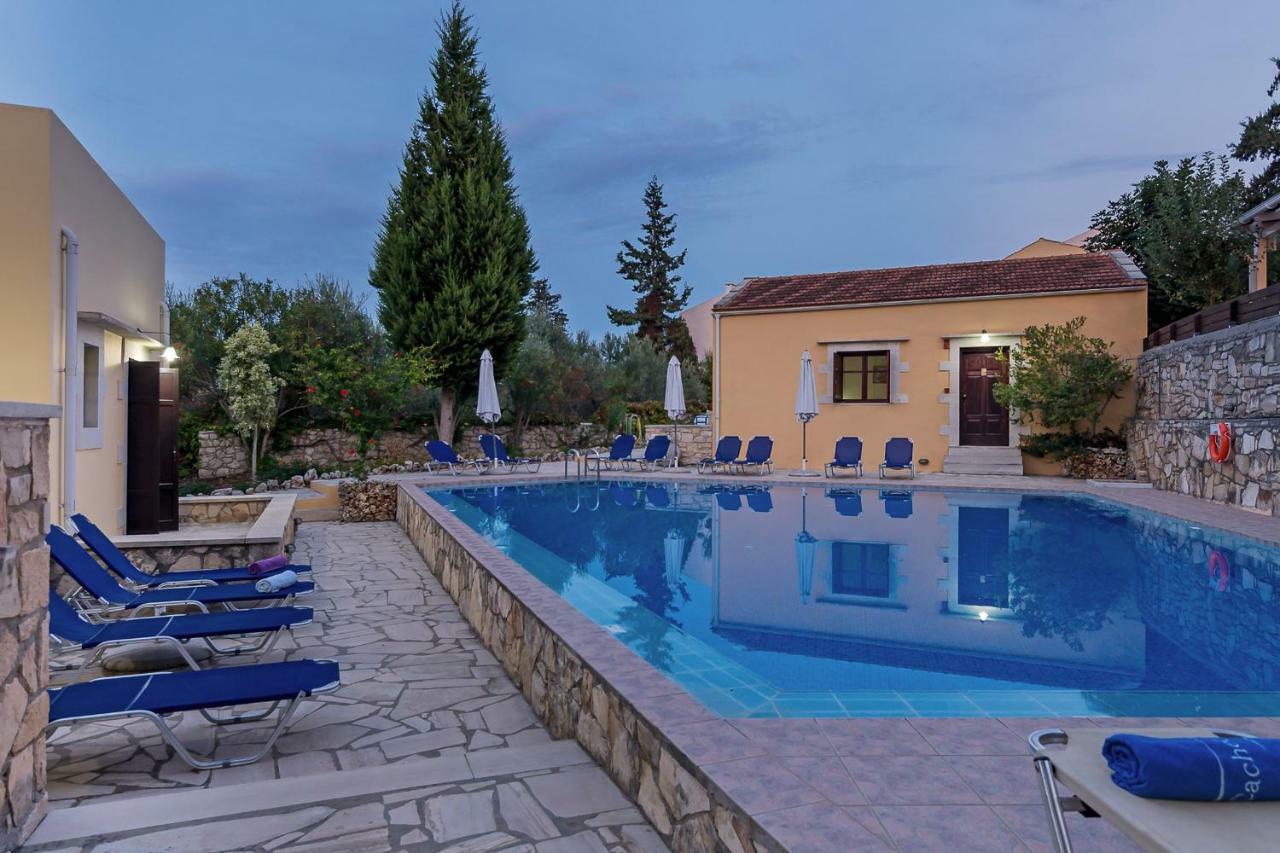 Iliopetra Aparthotel Douliana ภายนอก รูปภาพ