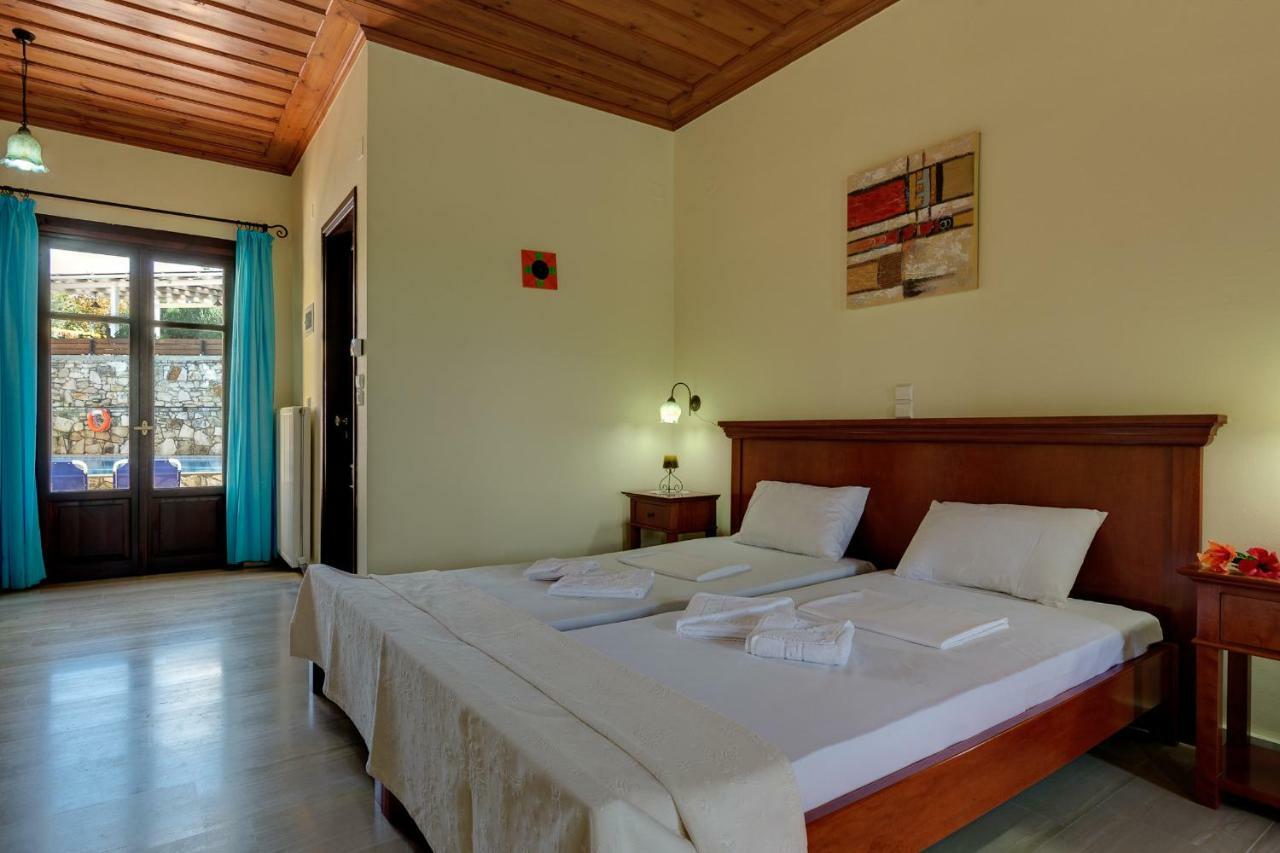 Iliopetra Aparthotel Douliana ภายนอก รูปภาพ