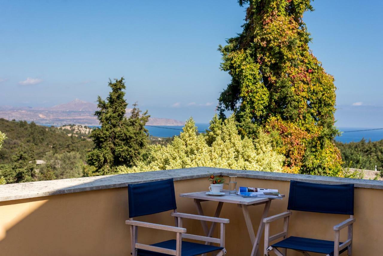 Iliopetra Aparthotel Douliana ภายนอก รูปภาพ