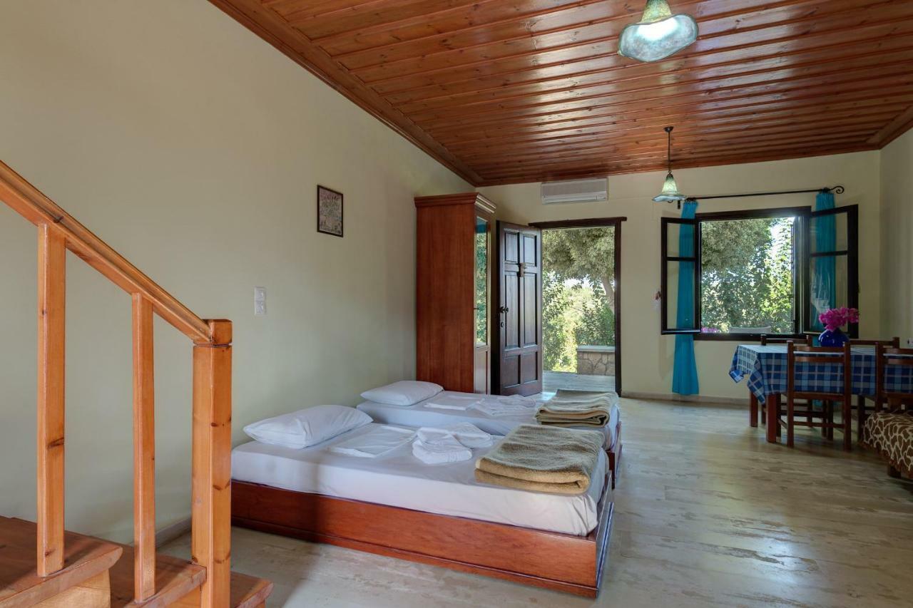 Iliopetra Aparthotel Douliana ภายนอก รูปภาพ