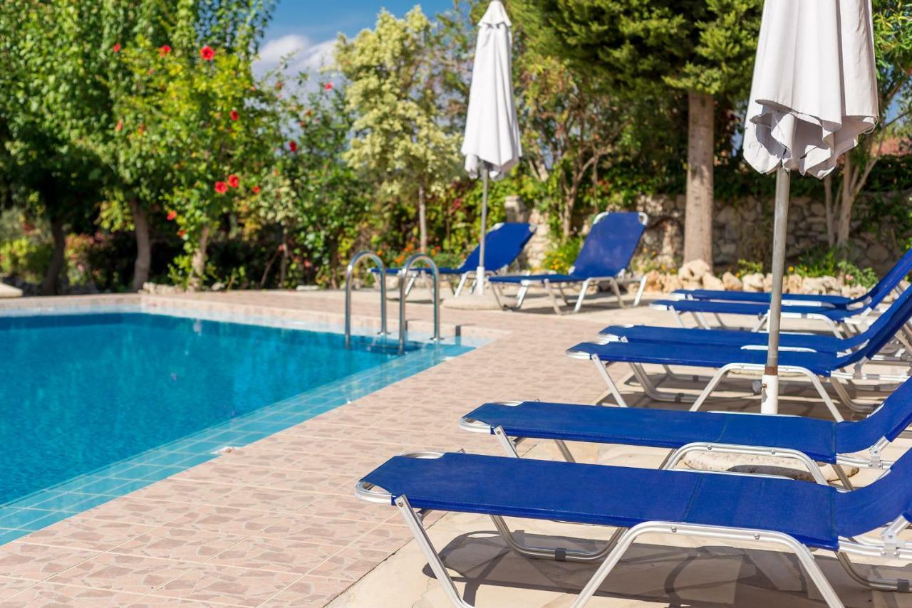 Iliopetra Aparthotel Douliana ภายนอก รูปภาพ