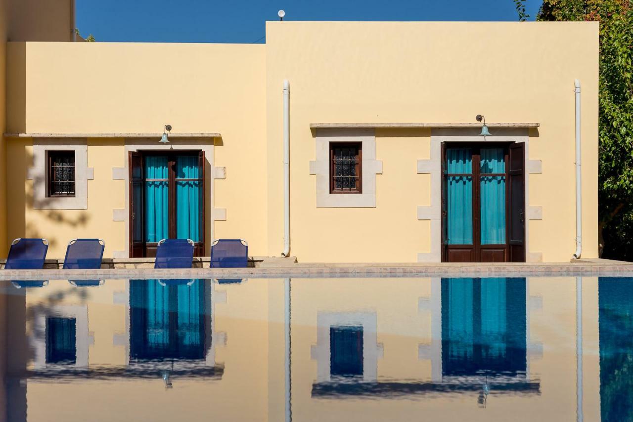 Iliopetra Aparthotel Douliana ภายนอก รูปภาพ