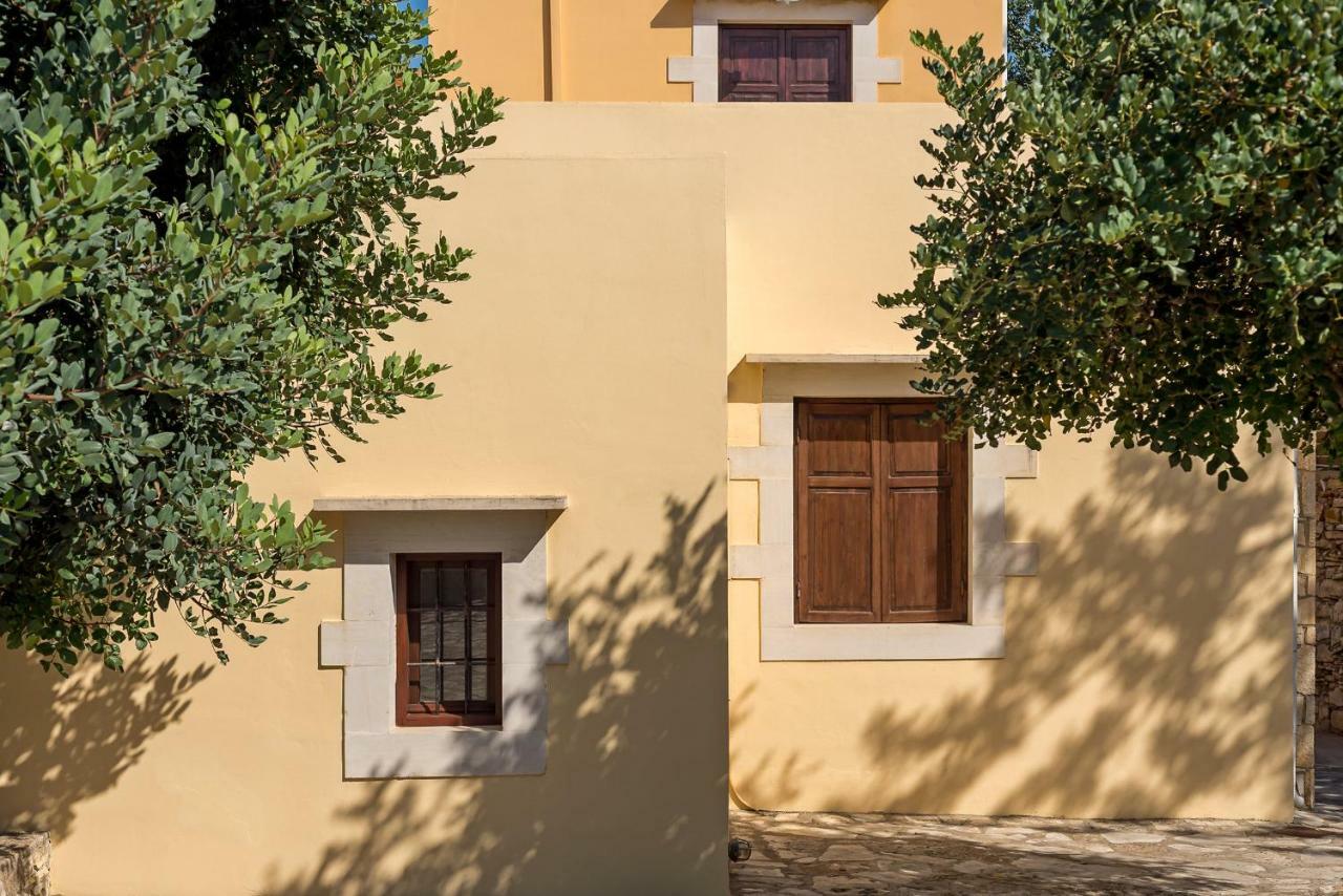 Iliopetra Aparthotel Douliana ภายนอก รูปภาพ